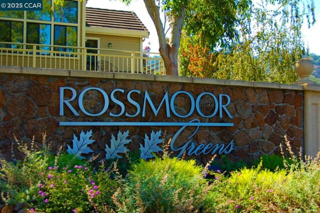 1316 Rockledge Ln, Walnut Creek CA: https://media.crmls.org/mediaz/6c8c756a-f82f-443d-a582-537b8b55e1fa.jpg