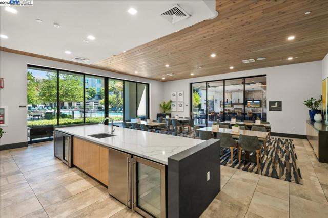 Image 33 of 52 For 45378 Tom Blalock St  202
