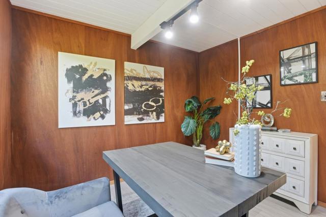 1582 Brandywine Road, San Mateo CA: https://media.crmls.org/mediaz/6c8da6a1-3404-451d-b311-29462d46fdb2.jpg