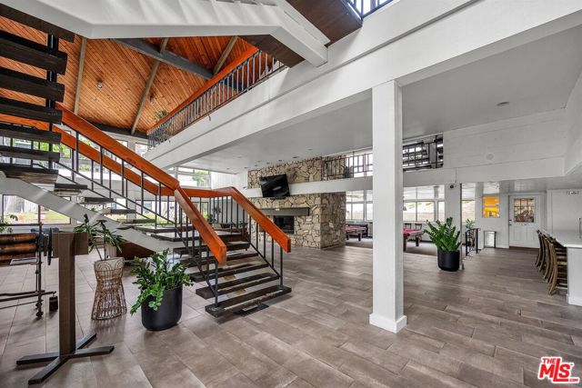 7765 W 91st Street, Playa del Rey CA: https://media.crmls.org/mediaz/6c8e4e28-e0cb-403b-8674-48404d1be0e3.jpg
