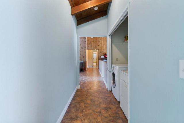 267 Crows Nest Drive, Boulder Creek CA: https://media.crmls.org/mediaz/6c8ed6d8-84f1-42b5-b2bd-232d349df07d.jpg
