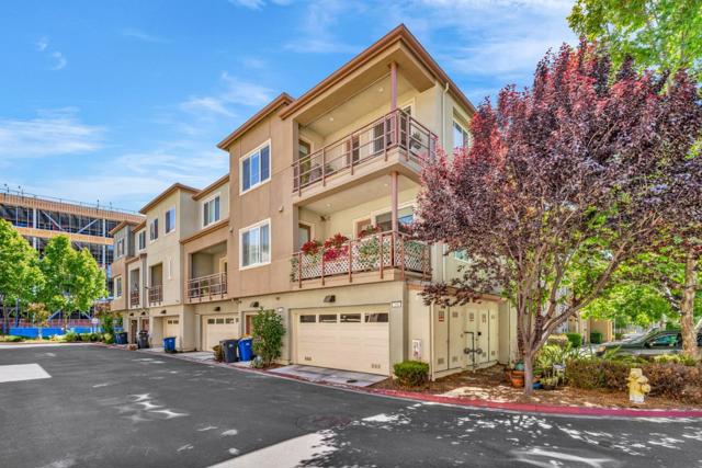 528 Odyssey Lane, Milpitas CA: https://media.crmls.org/mediaz/6c8f0fab-8e6f-49ca-943b-46d51d92ae72.jpg