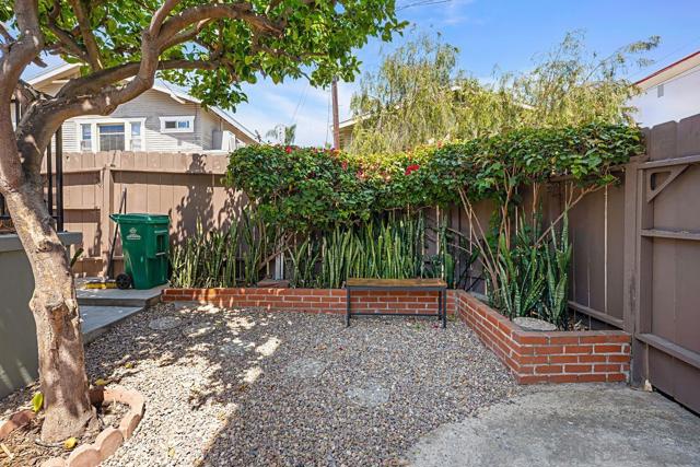 2619 21 Lincoln Ave, San Diego CA: https://media.crmls.org/mediaz/6c911593-1029-4bcb-a9c1-c44d27495077.jpg