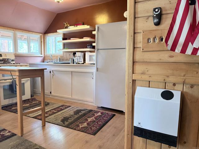 Detail Gallery Image 11 of 49 For 32811 Birch Hill Rd, Palomar Mountain,  CA 92060 - 2 Beds | 1 Baths