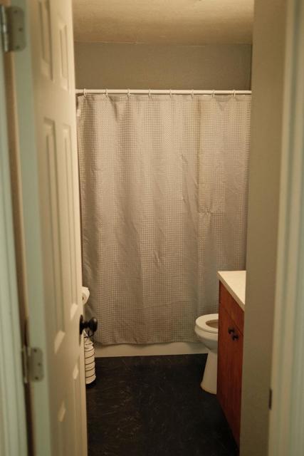 101 Maple Street, Modesto CA: https://media.crmls.org/mediaz/6c91f960-4217-425f-a283-cb4941e1ba30.jpg