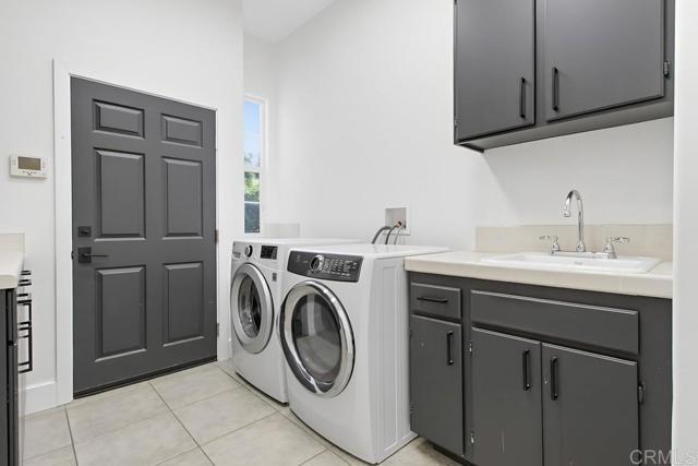 2241 Via Corto, Fallbrook CA: https://media.crmls.org/mediaz/6c92fbd6-0b5f-4f00-8def-ab68428b3112.jpg