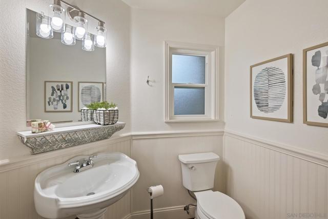 1614 Wesley Way, Vista CA: https://media.crmls.org/mediaz/6c93adfe-1fb8-44f1-8841-0a2bdd8bb7b1.jpg