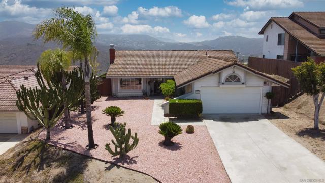 2552 Wind River Rd, El Cajon CA: https://media.crmls.org/mediaz/6c940c57-c930-4428-aabd-91a33b7d9024.jpg
