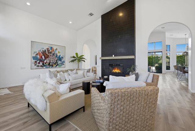 50245 Mountain Shadows Road, La Quinta CA: https://media.crmls.org/mediaz/6c9543e1-1a00-4522-b113-a52d84fff66a.jpg