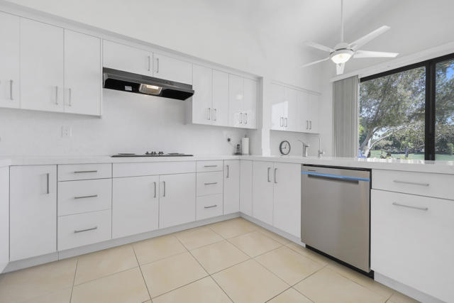 164 Deer Spring Way, Palm Desert, CA 92211