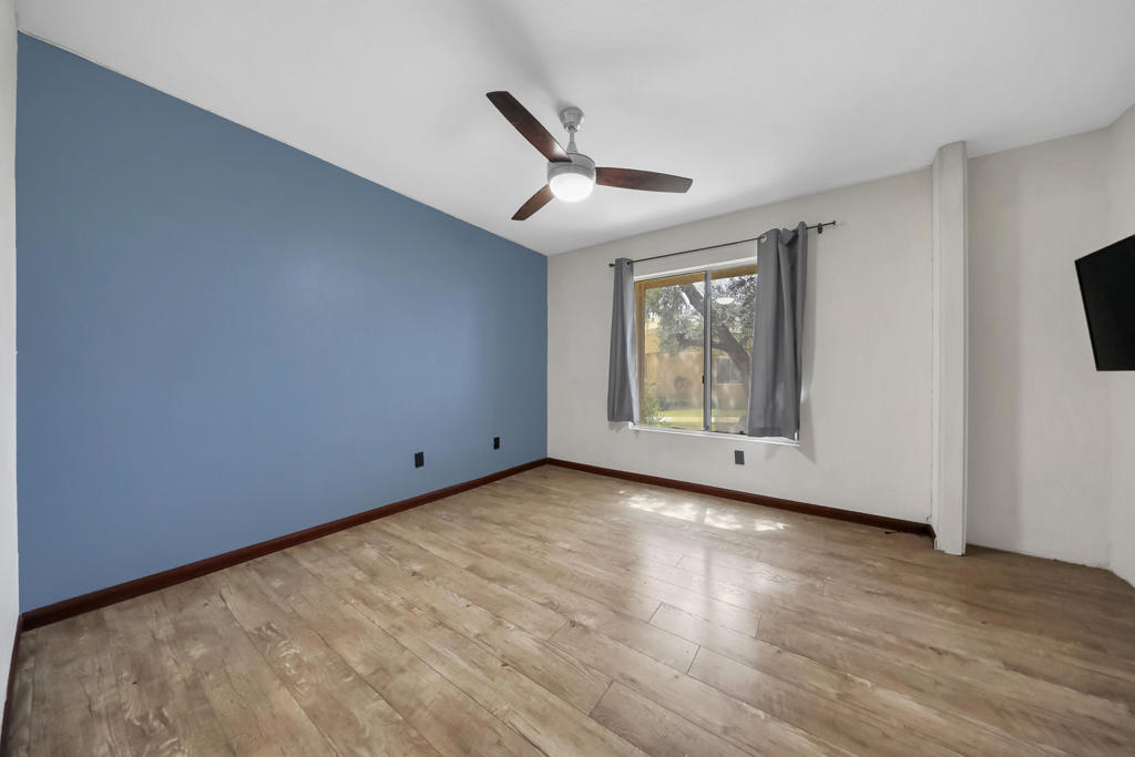 MLS #219138238DA image #14