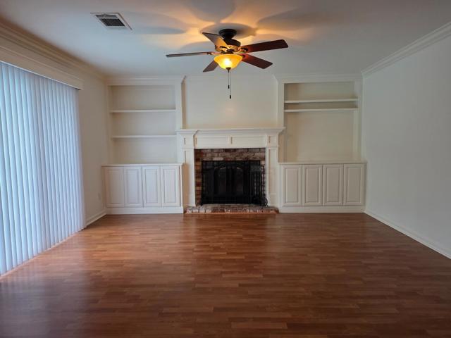 50 Nottingham Pl Place, Clayton CA: https://media.crmls.org/mediaz/6c97fd7d-33d0-4139-a147-f9b0dcac979f.jpg