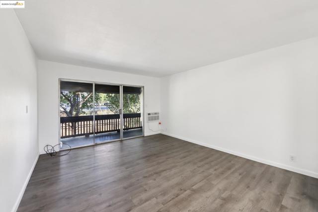 1001 Murrietta, Livermore CA: https://media.crmls.org/mediaz/6c9a267a-6421-457a-b229-741095f4ee32.jpg