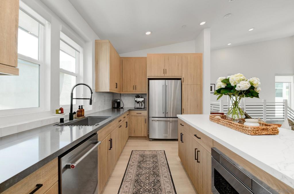 10466 Newbliss Way - photo 9