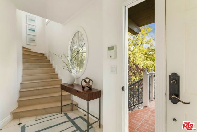 9315 Beverly Crest Drive, Beverly Hills CA: https://media.crmls.org/mediaz/6c9b9686-2c47-4492-ab8a-a603d8d9460c.jpg