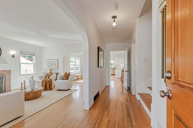 991 E Taylor Street, San Jose CA: https://media.crmls.org/mediaz/6c9bc033-9052-4285-ad39-b2b5f34c86df.jpg