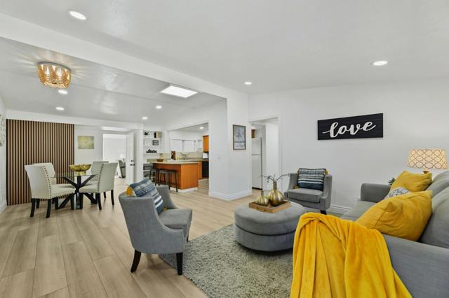 1199 Blazingwood Drive, Sunnyvale CA: https://media.crmls.org/mediaz/6c9c840d-5228-46ea-89fe-30b75216bffa.jpg