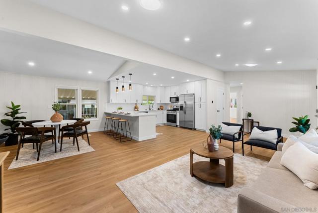 9255 N Magnolia, Santee CA: https://media.crmls.org/mediaz/6c9d137f-3273-46f7-990e-97b3b1f648d3.jpg
