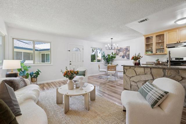 390 N 1st Street, Campbell CA: https://media.crmls.org/mediaz/6c9dd866-b48e-44a9-8951-03db0b369245.jpg