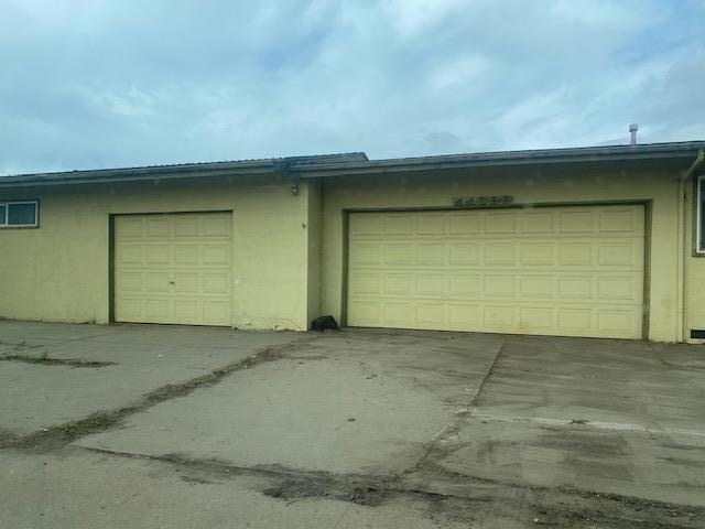 11099 Blackie Road, Castroville CA: https://media.crmls.org/mediaz/6c9df8e3-cdf3-4e70-861c-f6b965906ebb.jpg