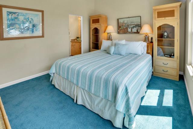 420 Camino Al Mar, Watsonville CA: https://media.crmls.org/mediaz/6c9e759c-4665-4df1-a2b2-f51311b652bf.jpg