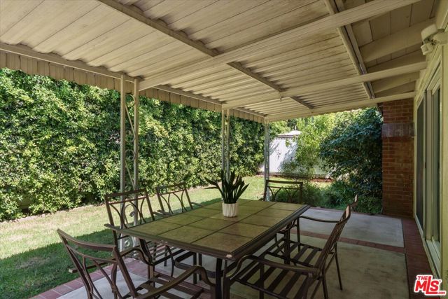 14141 Killion Street photo 26