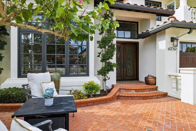 Detail Gallery Image 5 of 69 For 4939 Concannon Ct, San Diego,  CA 92130 - 6 Beds | 5 Baths