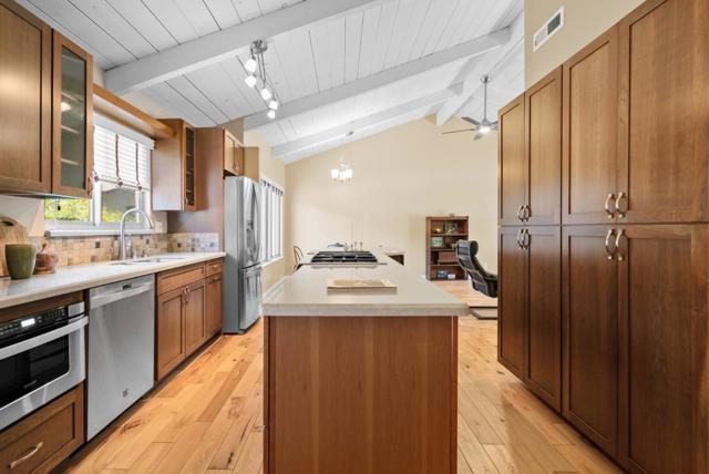 238 E Hilton Drive, Boulder Creek CA: https://media.crmls.org/mediaz/6c9febe0-e6c8-40d2-9f5d-7058716e0e77.jpg