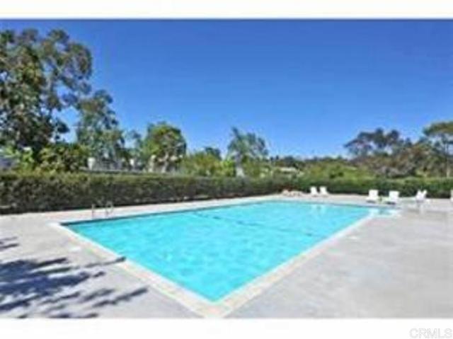 2860 Nantucket Lane, Carlsbad CA: https://media.crmls.org/mediaz/6ca01287-0897-40d8-8ff0-f3f1c96ae5c7.jpg