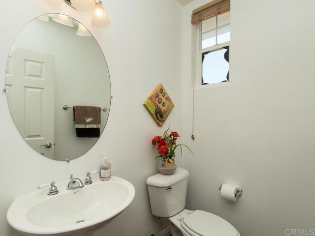Detail Gallery Image 15 of 35 For 11615 Trailbrook Ln, San Diego,  CA 92128 - 3 Beds | 2/1 Baths