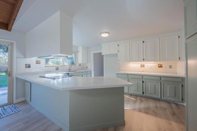 11745 Tam Oshanter Drive, Salinas CA: https://media.crmls.org/mediaz/6ca0557c-ceed-4dc0-8488-8a0e9496c148.jpg