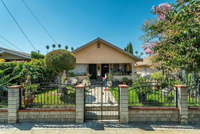 2966 E 2nd Street, Los Angeles CA: https://media.crmls.org/mediaz/6ca0bc50-047e-4c02-8b58-04ed657be9e9.jpg