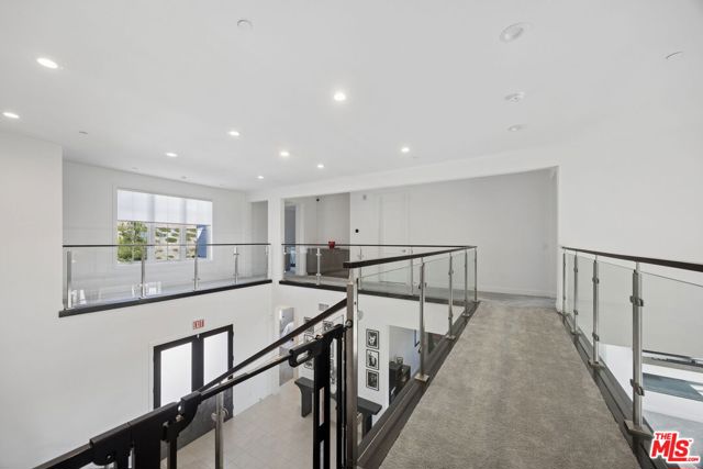 Image 15 of 35 For 11800 Tudor Court