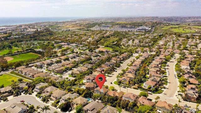 1217 BELLEFLOWER RD, Carlsbad CA: https://media.crmls.org/mediaz/6ca3306c-267f-4571-8bb3-c0ea1b7d9066.jpg
