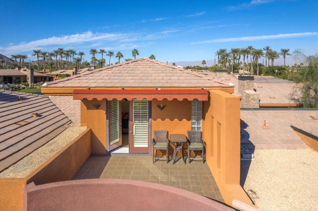 Image 14 of 69 For 50175 Via Puente