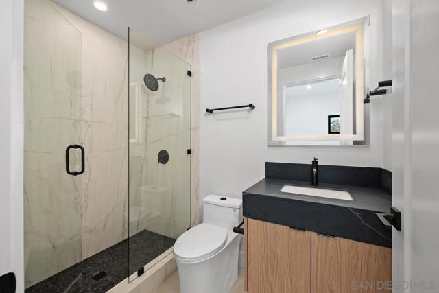 1009 Arcadia Road, Encinitas CA: https://media.crmls.org/mediaz/6ca4dbe0-b355-45fc-99c6-47931a5c6788.jpg