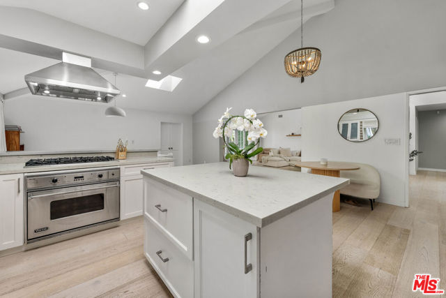3614 Malibu Country Drive photo 8