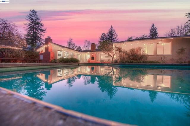 1785 Holly Ave, Menlo Park CA: https://media.crmls.org/mediaz/6ca60884-ed1a-4c9e-8958-f1d4e5682a70.jpg