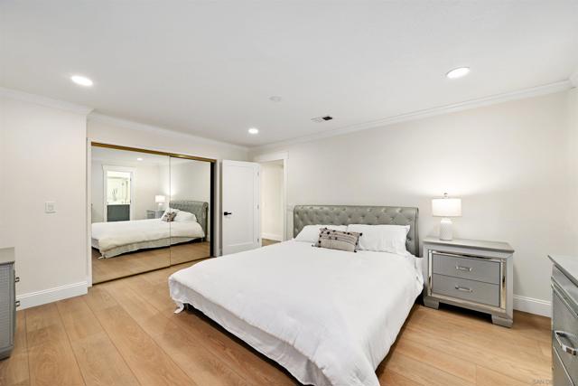 4367 Summit Dr, La Mesa CA: https://media.crmls.org/mediaz/6ca664bd-1d62-40db-b47f-6dd8cbb7e203.jpg