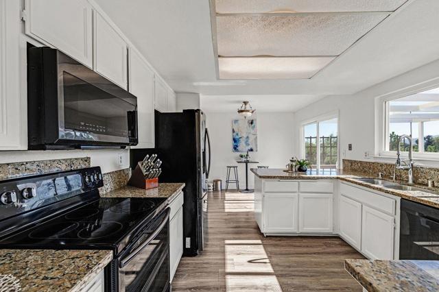 464 Archglen Way, San Jose CA: https://media.crmls.org/mediaz/6ca70081-1e86-43af-9ef3-36a014e30a5e.jpg