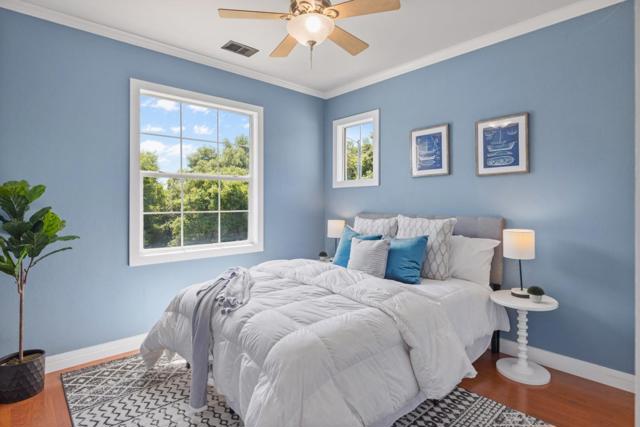 895 Oak Brook Way, Gilroy CA: https://media.crmls.org/mediaz/6ca717a1-9ddf-47c4-8afe-f9b6562f1b7d.jpg