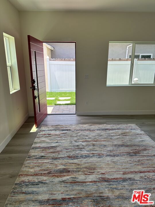 3556 Butler Avenue, Los Angeles CA: https://media.crmls.org/mediaz/6ca76cae-83e6-4f22-84dc-9ef74ff8ff02.jpg