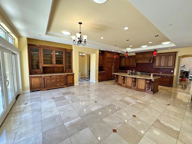 734 Bridle Ridge Court, Fairfield CA: https://media.crmls.org/mediaz/6ca7f4e8-02ec-4faf-ba24-a3ed1bedf958.jpg
