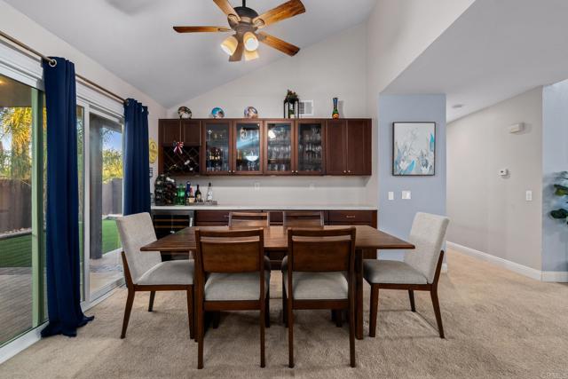 Home for Sale in Lakeside