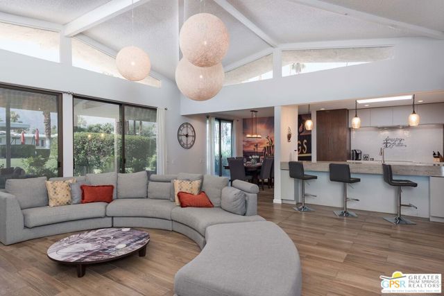 1595 E Canyon Estates Drive, Palm Springs CA: https://media.crmls.org/mediaz/6ca96cef-8883-447a-8152-b9c966d5fb68.jpg