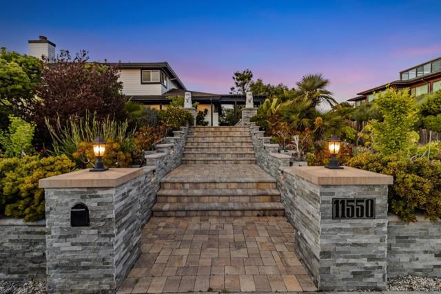 11550 Skyline Boulevard, Oakland CA: https://media.crmls.org/mediaz/6ca9a025-f8ed-4753-aab4-301f3d6deabe.jpg