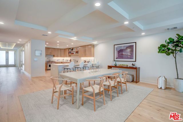 17325 Castellammare Drive, Pacific Palisades CA: https://media.crmls.org/mediaz/6ca9ca3c-6098-4808-a124-9c31dcc8777b.jpg