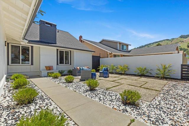 6286 Lean Avenue, San Jose CA: https://media.crmls.org/mediaz/6ca9f8c7-8298-47bf-aaff-8a19a990f6b2.jpg