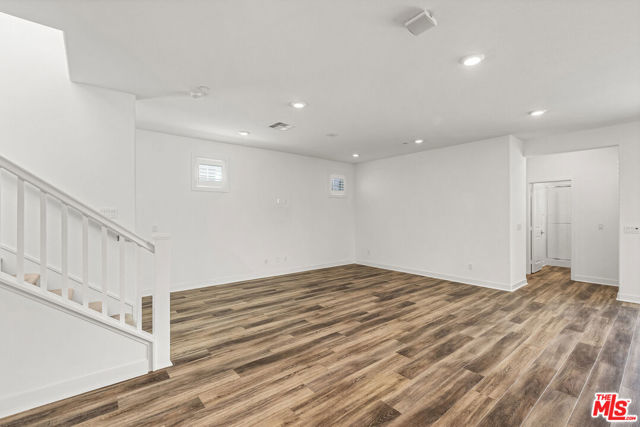 12329 Primrose Avenue, Whittier CA: https://media.crmls.org/mediaz/6caa15eb-fb83-492e-abca-f928dabbb6e1.jpg