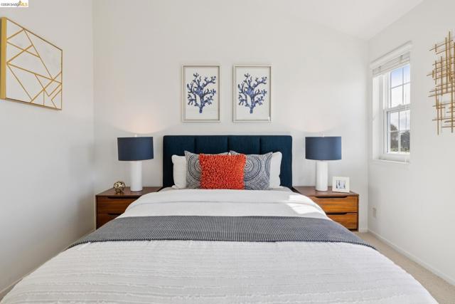 Image 47 of 55 For 306 Commodore Dr